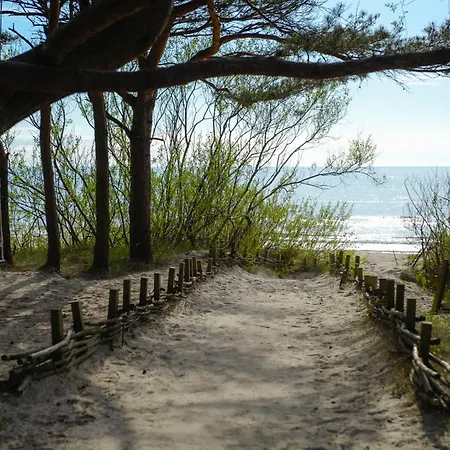 Apartament Vaivorykstes Poolside