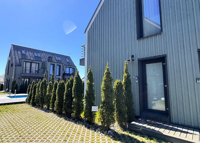 Apartman Vaivorykstes Poolside